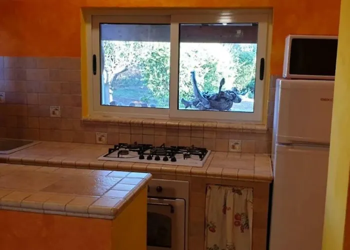 Sa Domo De Sos Aranzos Сasa de vacaciones